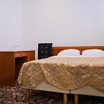 Three Crowns Residents 3* تالين