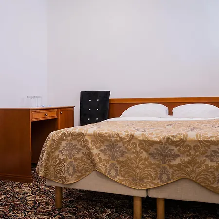 Three Crowns Residents 3* Tallinn