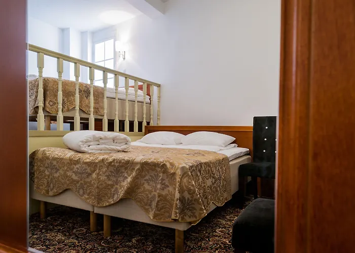 쓰리 크라운 레지던츠 3*