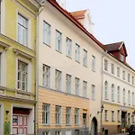 Three Crowns Residents
