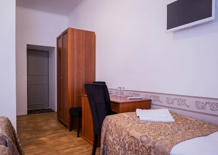 Three Crowns Residents Hotel Tallinn