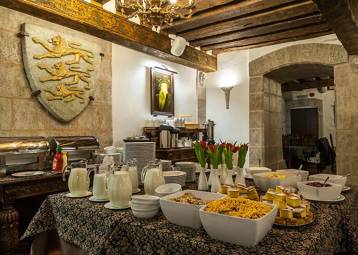 Three Crowns Residents