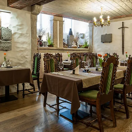 ホテル スリー クラウンズ レジデンツ タリン