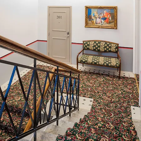 スリー クラウンズ レジデンツ 3* タリン