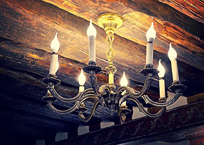 Three Crowns Residents